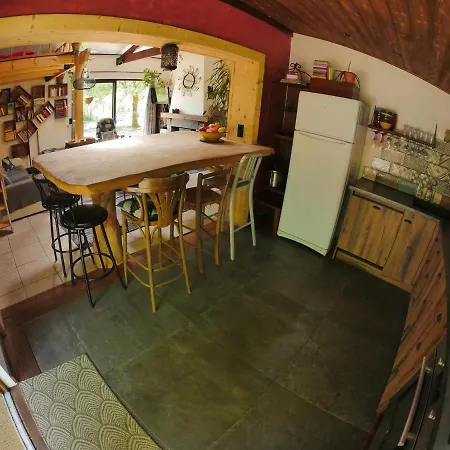 Grande Maison Pleine Nature 5 Chambres pour 10 à 15 pers - Surf Camp * Lacanau