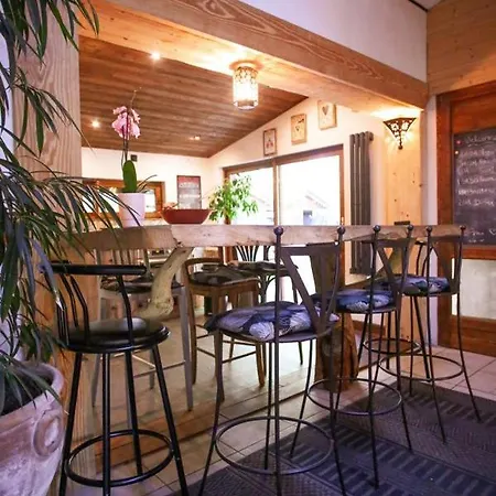 Grande Maison Pleine Nature 5 Chambres pour 10 à 15 pers - Surf Camp *