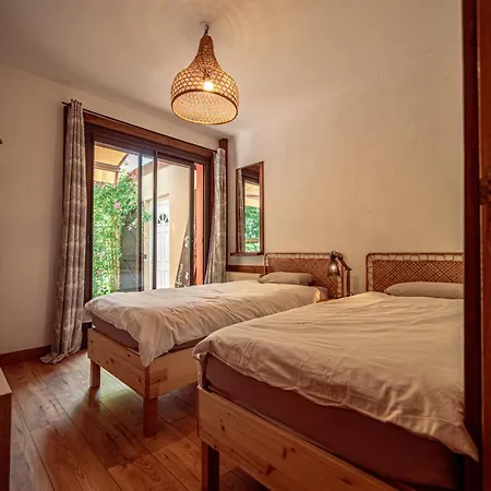 Casa de Férias Grande Maison Pleine Nature 5 Chambres pour 10 à 15 pers - Surf Camp Lacanau