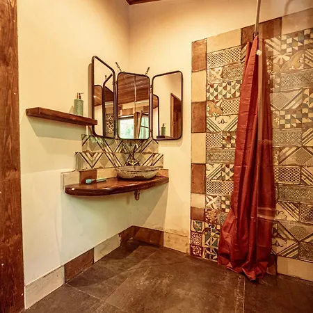 Casa de Férias Grande Maison Pleine Nature 5 Chambres pour 10 à 15 pers - Surf Camp *